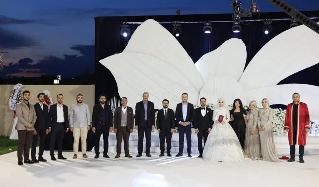 Güneş Ve Aslan Ailelerini Buluşturan Muhteşem Düğün!