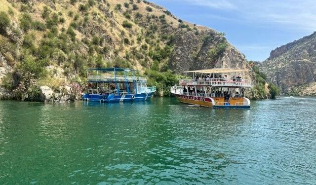Halfeti’de Tur Teknesinde Korku Dolu Anlar!