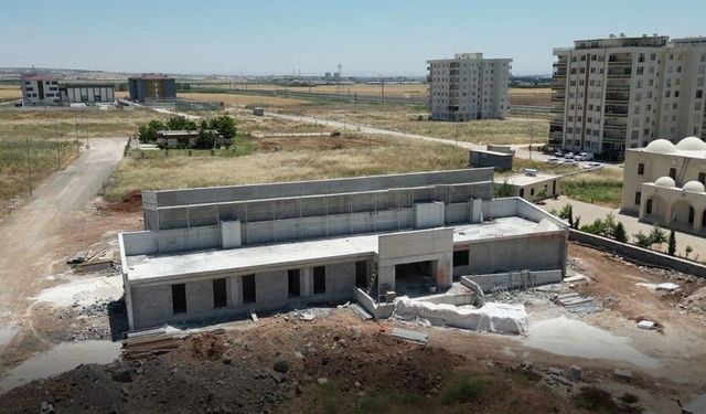 Haliliye Belediyesi’nden Dağeteği Mahallesi’ne Modern Yüzme Havuzu