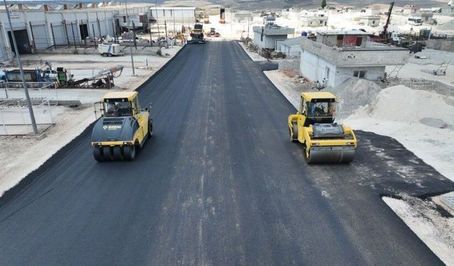 Şanlıurfa Büyükşehir’den Mobilyacılar Sitesi’nde Asfalt Çalışması