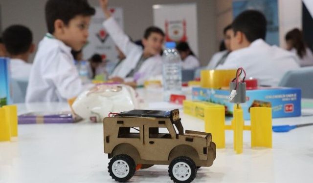 Şanlıurfa Büyükşehir Belediyesi’nden Öğrencilere Bilim Ve Enerji Dolu Program