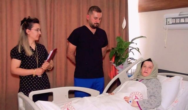 Şanlıurfa'da Doktorlar Başardı! Dev Kitle Başarıyla Alındı