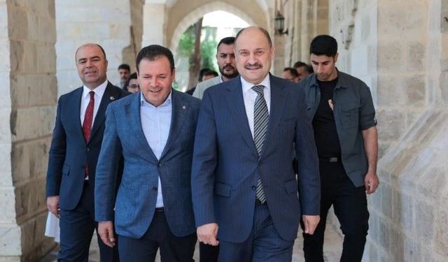 Şanlıurfa’da Öğretmenlere Travma Desteği: Büyükşehir’den Örnek Proje