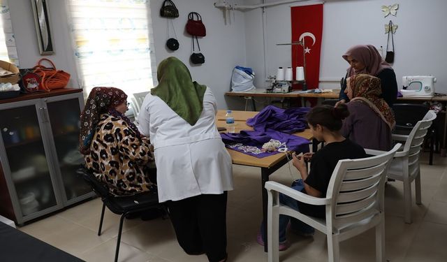 Şanlıurfa'da Kadınlara Yeni Fırsat! Eğitim Alıp Gelir Elde Ediyorlar