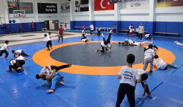 Ata Sporu Güreş, Şanlıurfalı Çocukların Gözdesi Oldu!