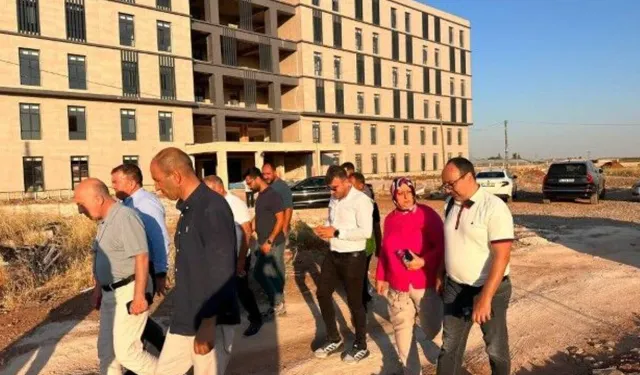 Sağlık Bakanlığı Heyeti Viranşehir'deki Hastane Projesini İnceledi!