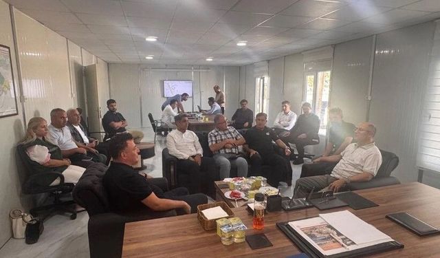Şanlıurfa'da Akçakale Yolu Çalışmaları Yerinde İncelendi!