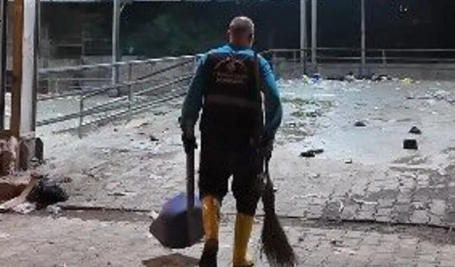 Haliliye'de Pazar Sonrası Temizlik Mesaisi
