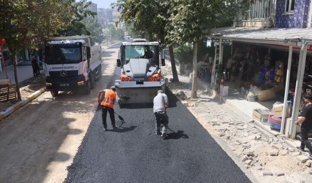 Şanlıurfa Karaköprü’de 350 Metrelik Yol Yenilendi