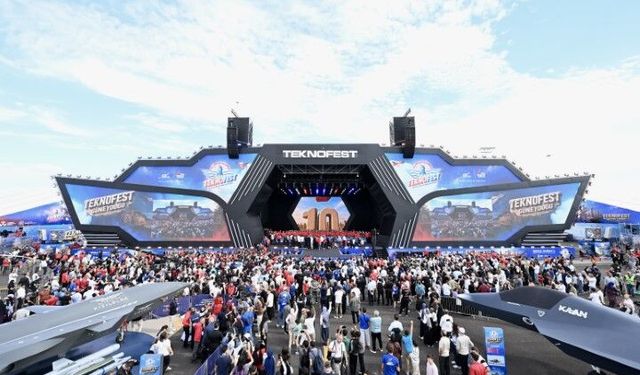 Şanlıurfa'da TEKNOFEST'e büyük ilgi: Yerli ve milli ürünler sergilendi