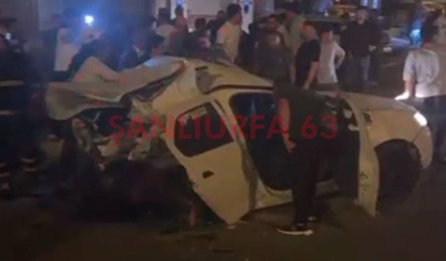 Şanlıurfa’da Kaza Sonrası Araç Alev Aldı: Sürücü Kaçtı