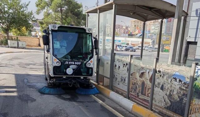 Şanlıurfa’da Haliliye Belediyesi Temizlik Çalışmalarını Sürdürüyor