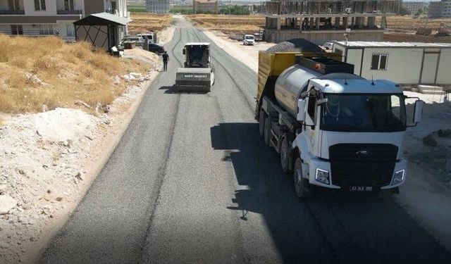 Şanlıurfa’da Haliliye’nin Yolları Asfaltla Buluşuyor