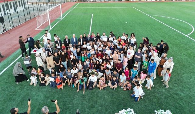 Şanlıurfa’da Yaz Spor Kurslarını Tamamlayan Çocuklar Belgelerini Aldı