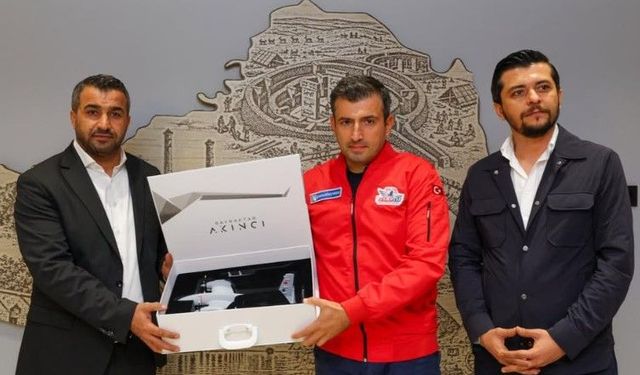 Selçuk Bayraktar’dan Şanlıurfaspor’a Ziyaret