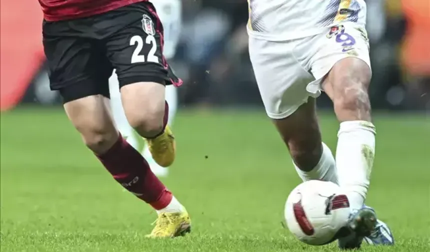 TFF 2. Lig’de 22. Haftanın Ardından: Şampiyonluk Düğümü Çözülüyor!