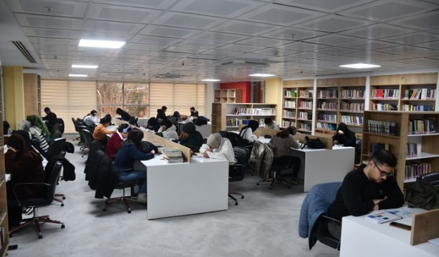 Siverek’e değer katan proje: İlçe Halk Kütüphanesi ve Çocuk Kütüphanesi açıldı