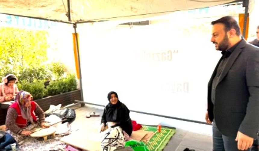 AK Parti ve Kızılay Kadın Kollarından Ortak Gazze Kermesi