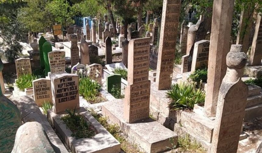 Muazzez Tokgöz Yıldız Hakkın Rahmetine Kavuştu