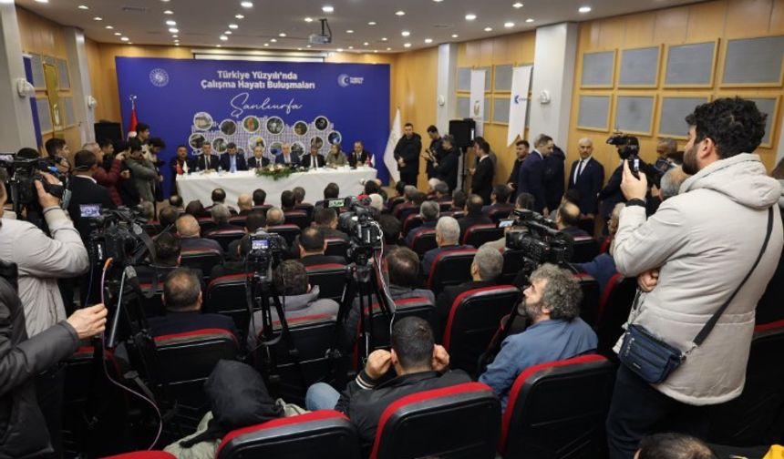 Bakan Işıkhan'dan Şanlıurfa'da Müjde: 3 Milyon Gence İş Kapısı Açılıyor!