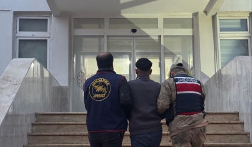 Şanlıurfa Akçakale’de Kendini Kamu Görevlisi Olarak Tanıtan Şüpheliye Operasyon!