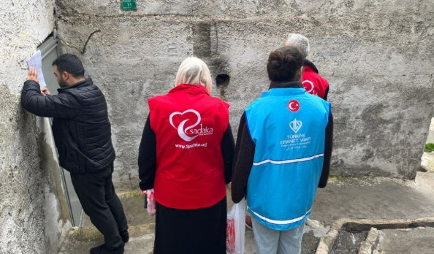 Şanlıurfa’da Gönüllülerden Anlamlı Ramazan Ziyaretleri!