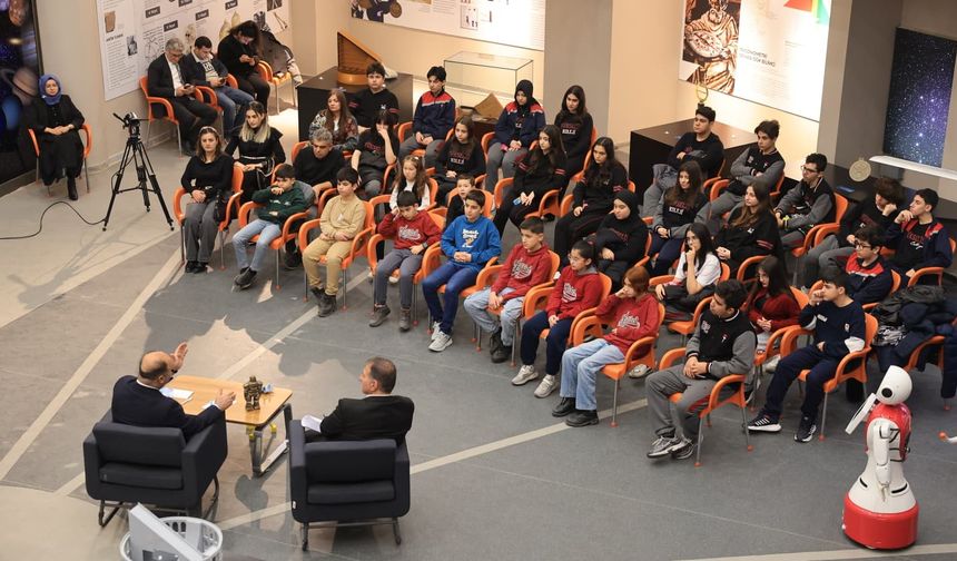 Şanlıurfa’da Öğrencilerle Bilim Üzerine Verimli Açık Oturum!