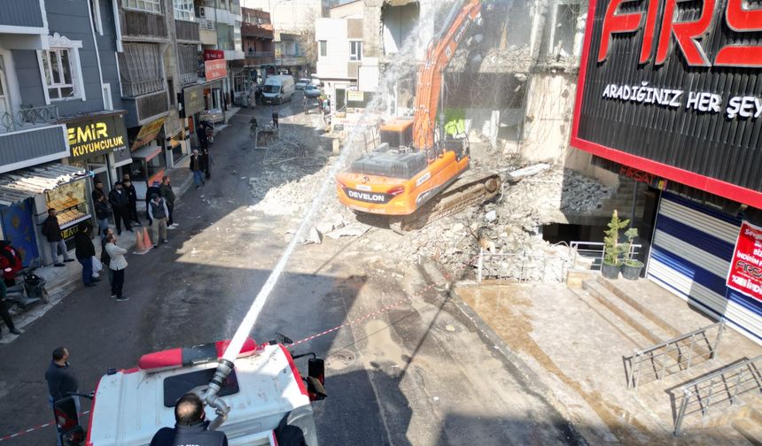 Şanlıurfa’da Trafik Rahatlıyor: SSK Caddesi’nde Yol Genişletme Devam Ediyor!