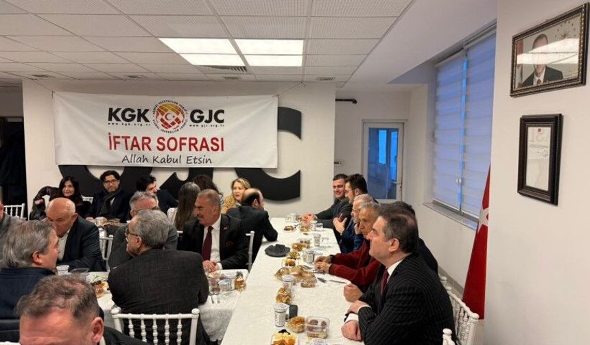 KGK’nın Ankara İftarında Savaş Gündemi: Gazetecilik ve Sorumluluklar Konuşuldu