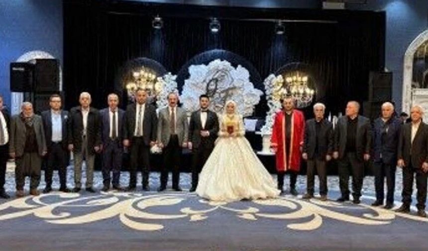 Şanlıurfa Hilvan'da Nikah Töreni: Sabri İzol Çiftin Mutluluğuna Şahitlik Etti!