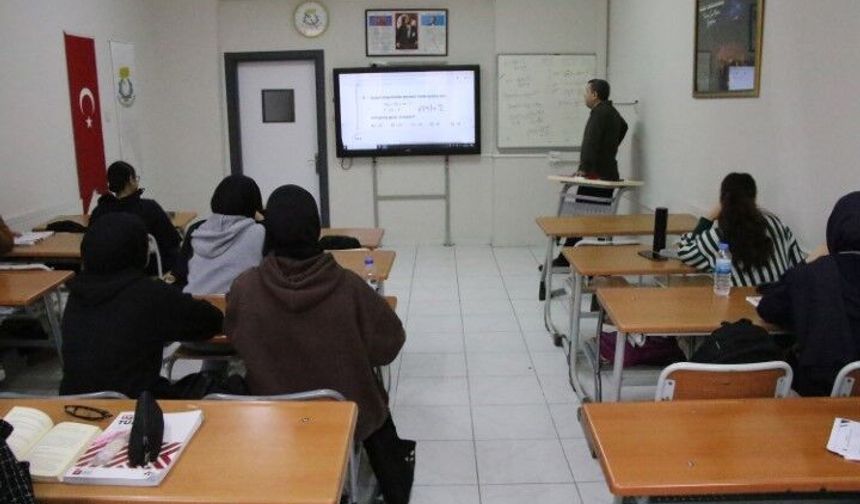 Şanlıurfa’da Öğrencilere Büyük Kolaylık! Haliliye’de Eğitim Merkezi Dikkat Çekiyor