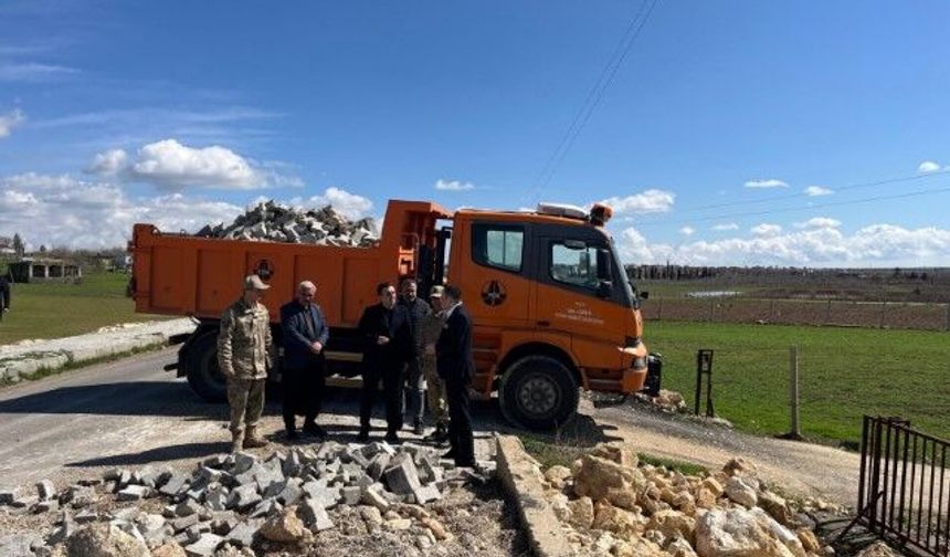 Şanlıurfa Hilvan’da Kaymakamdan Yol Denetimi
