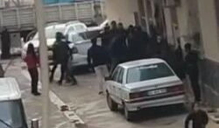 Şanlıurfa Eyyübiye’de Alacak Verecek Kavgası: 2 Yaralı, Çok Sayıda Gözaltı