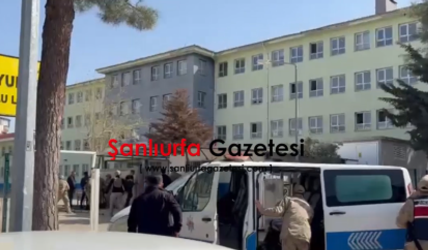 Şanlıurfa Siverek’te Liseye Silahlı Saldırı: 11 Yaralı, Vali Şıldak Bölgeye Gidiyor