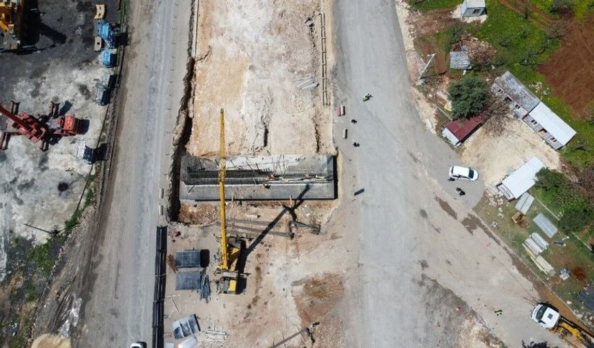 Şanlıurfa’da Evren Sanayi Katlı Köprülü Kavşak Projesinde Çalışmalar Sürüyor!