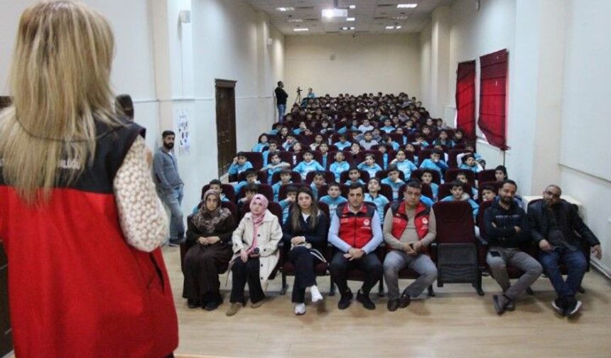 Şanlıurfa’da Etiket Okuryazarlığı Eğitimi Yoğun İlgi Gördü