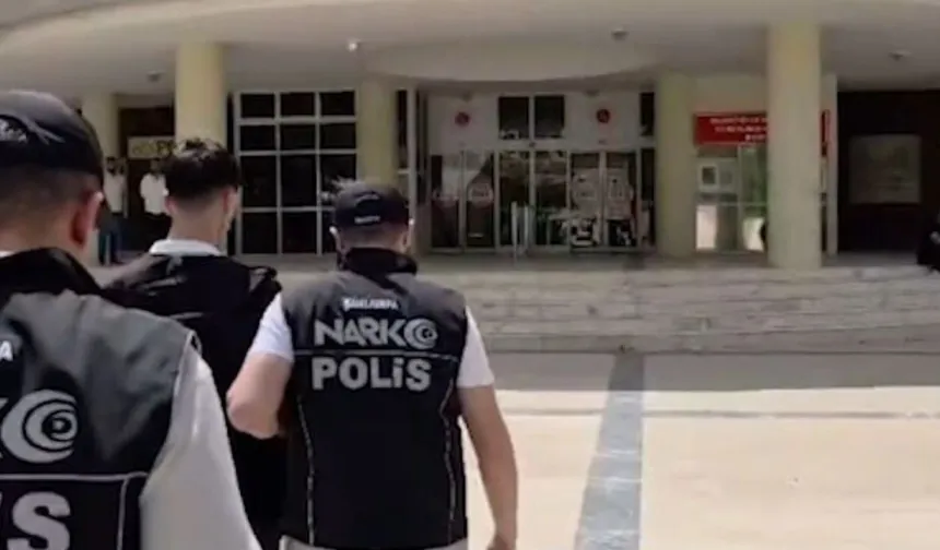 Şanlıurfa’da Durdurulan 3 Araçtan Uyuşturucu Çıktı