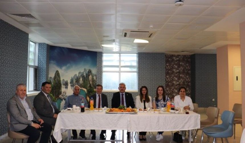 Harran Üniversitesi’nde Hemşirelere Vefa Gecesi