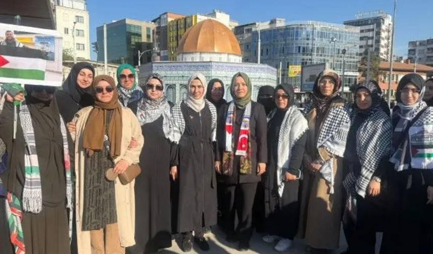Şanlıurfa’da Meydan Nöbetinde Dikkat Çeken Mesajlar