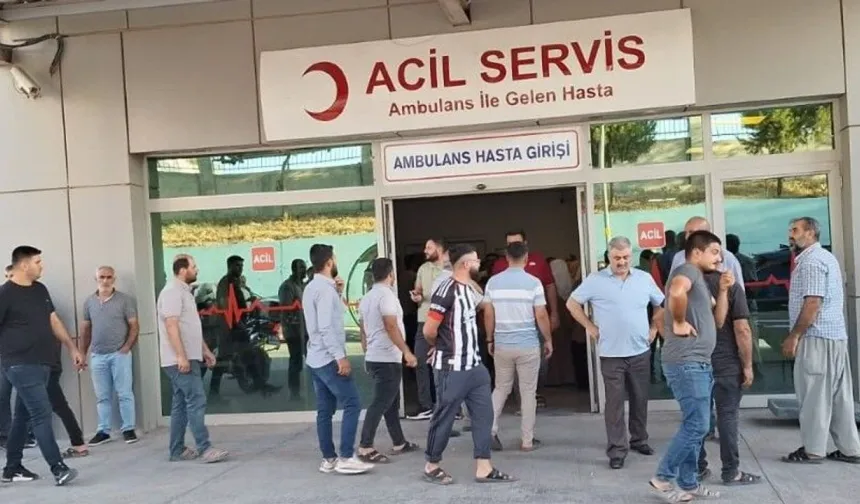 Şanlıurfa’da Husumetliler Sokak Ortasında Birbirine Girdi