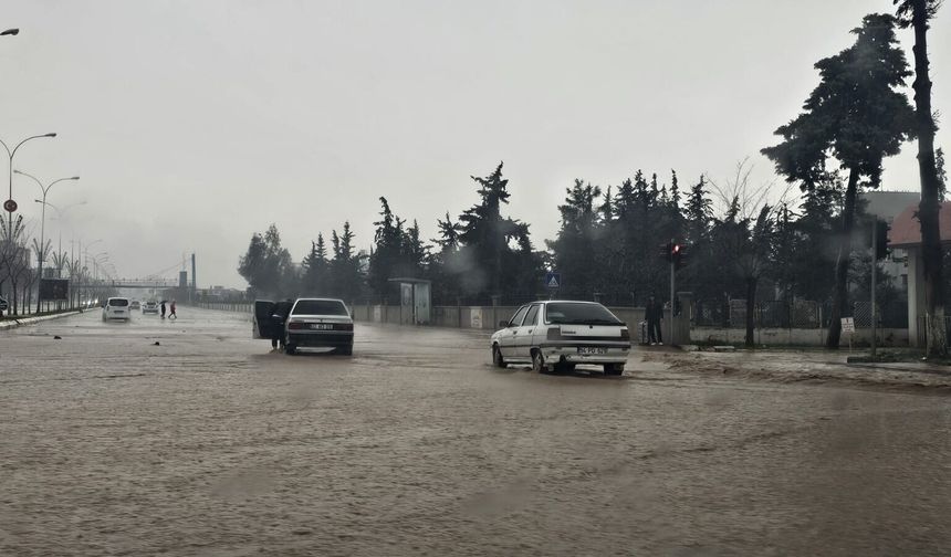 Şanlıurfa’da Şiddetli Yağış Sonrası Ekipler Seferber Oldu!