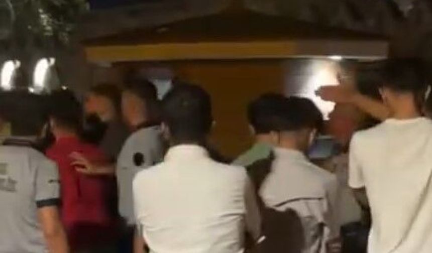 Şanlıurfa Balıklıgöl'de Kimlik Kontrolünde Gerginlik: 3 Kişi Gözaltına Alındı