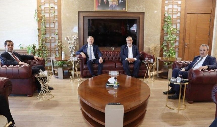 Mesut Doğan’dan Şanlıurfa’da Ekonomi Temasları! Ticaret Borsası Ziyareti