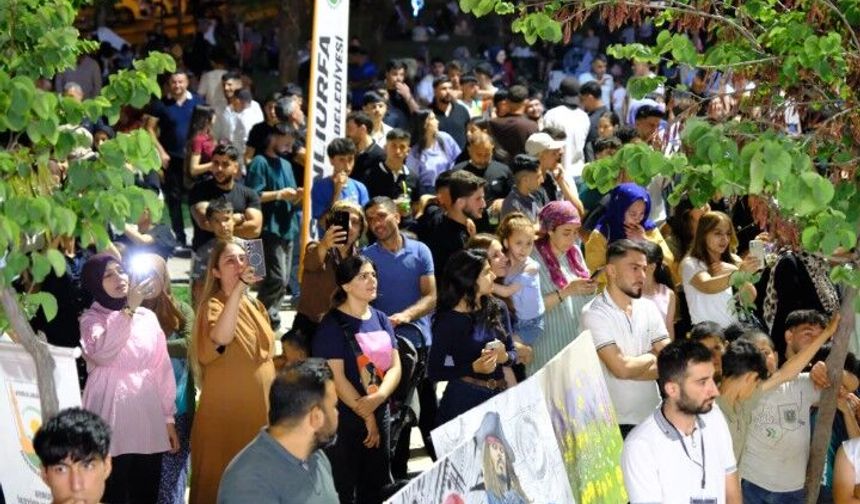 Viranşehir’de Müzik Dolu Akşam Vatandaşlardan Tam Not Aldı