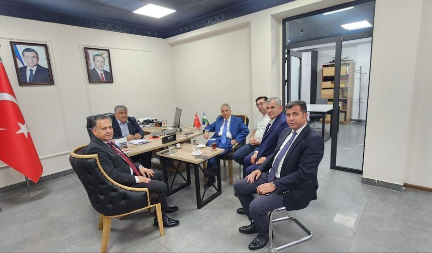 Taşkent’te Dikkat Çeken Medya Zirvesi: 40 Gazeteci Bir Araya Geldi
