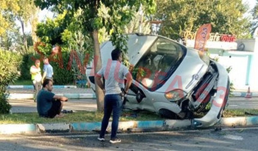Şanlıurfa Birecik'te Korkutan Kaza: Otomobil Devrildi