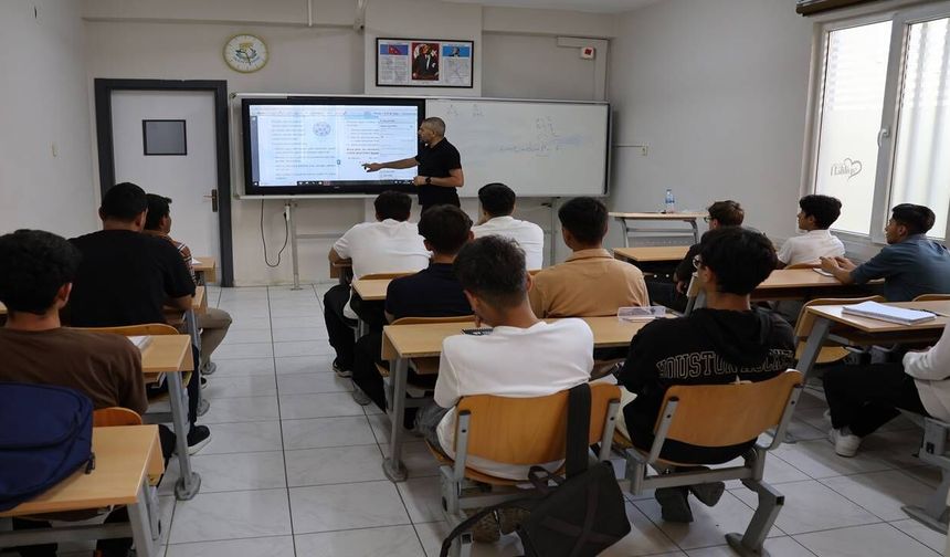 Haliliye Belediyesi'nden Üniversite Adaylarına Ücretsiz Tercih Desteği!