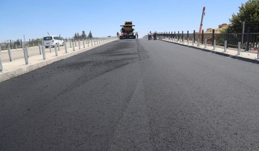 Şanlıurfa'da Trafiği Rahatlatacak Dev Projede Asfalt Mesaisi Başladı!