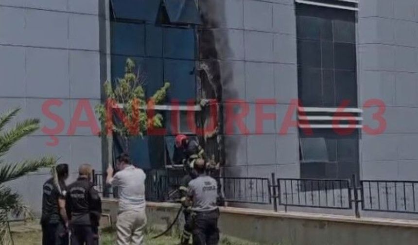 Harran Üniversitesi Hastanesi'nde Korkutan Yangın!