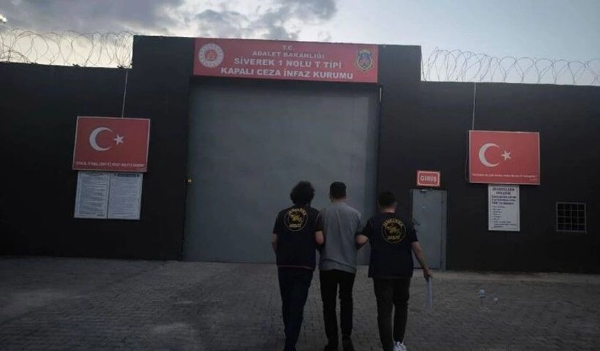 Şanlıurfa'da 18 Yıl Cezası Bulunan Dolandırıcılık Hükümlüsü Yakalandı